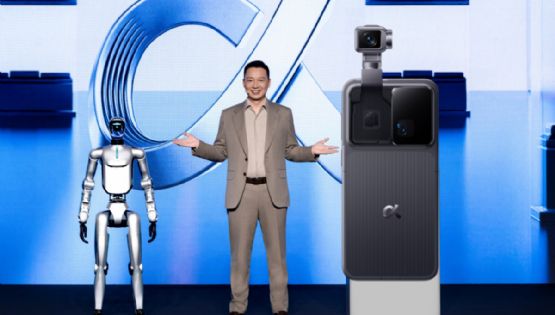 Así es el primer smartphone robot con IA que baila y te da consejos sobre tus fotos