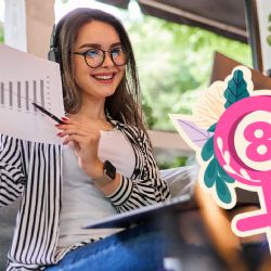 8M: Mujeres mexicanas ganan terreno en inversiones; su participación alcanza máximo histórico