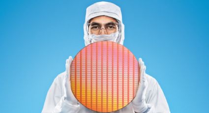 Duro anuncio: Intel deja de pagar SUELDOS a empleados sin la VACUNA COVID-19