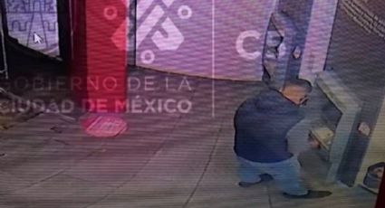 Evita el robo en CAJEROS automáticos; así operan los 'monta trampas' en CDMX (VIDEO)