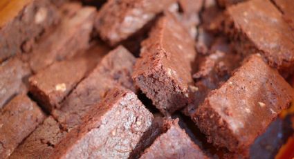 Joven lleva brownies con MARIHUANA a su trabajo; 10 compañeros resultan intoxicados