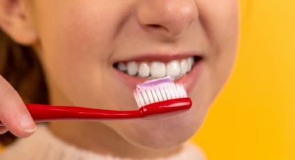 5 ERRORES que cometemos al cepillarnos los dientes