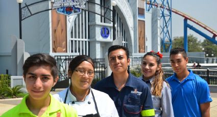 Six Flags México lanza VACANTES en febrero con atractivos SUELDOS | REQUISITOS