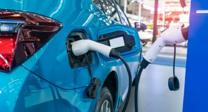 ¿Cómo conseguir un auto eléctrico?, utiliza el ARRENDAMIENTO de carros