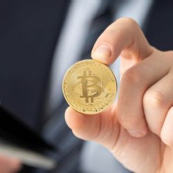 ¿Superará los 100 mil dólares? Este es el precio que alcanzará el bitcoin en 2025, según la IA