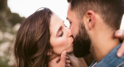 Día del Beso: Este es el poder del primer beso al escoger a una pareja