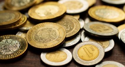 Así puedes identificar monedas falsificadas, según Banxico