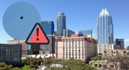 Captan misterioso OVNI con forma de pirámide volando sobre Texas a plena luz del día | VÍDEO