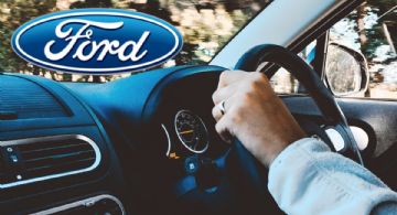 El auto Ford ideal para manejar si vives en la ciudad; no ocupa mucho espacio y cuesta 180 mil pesos