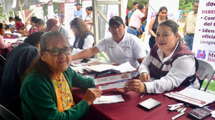 A estas personas les llega un depósito de hasta 6,200 pesos en sus Tarjetas del Bienestar hoy 8 martes