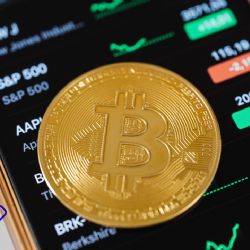 Minero de bitcoin vende el 50% de sus crypto y se pasa al mercado de la IA: esto sabemos