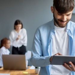 Jornada de 40 horas en México: ¿habrá relojes checadores obligatorios tras reducción?