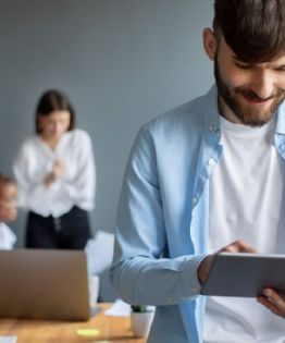 Jornada de 40 horas en México: ¿habrá relojes checadores obligatorios tras reducción?