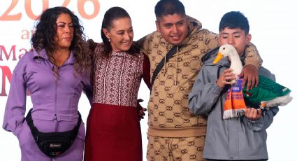 EN VIVO | Mañanera de Claudia Sheinbaum, hoy 22 de junio: Visita del Pato Merlín + Becas Bienestar