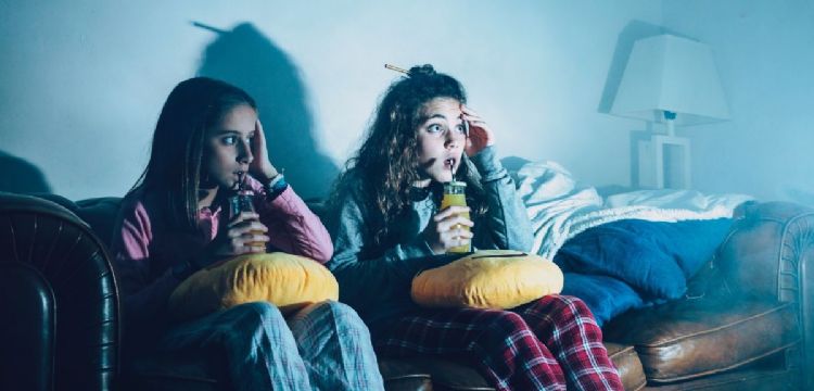 ¿Por qué a algunas personas les gustan las películas de terror? La explicación psicológica